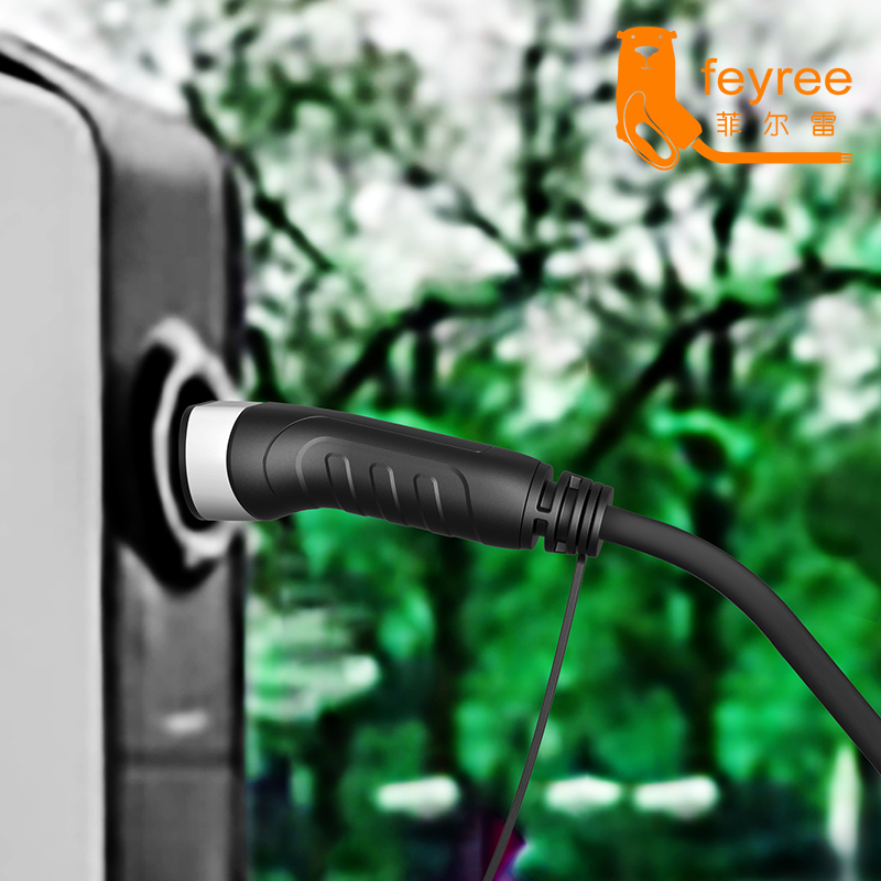 Feyree Type2 Spina Maschio EV  - Ev Charger Adapter recensione e prezzo