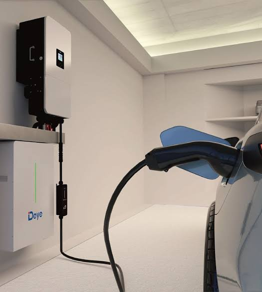 Caricatore AC Deye Smart Wall  - Wallbox Ev recensione e prezzo